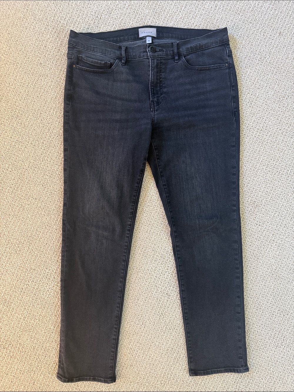 Frame Denim Women's Straight Leg Jeans in Washed Black